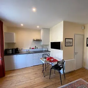  Apartment Kereden Location